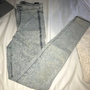 Acid wash high waisted skinny jeans